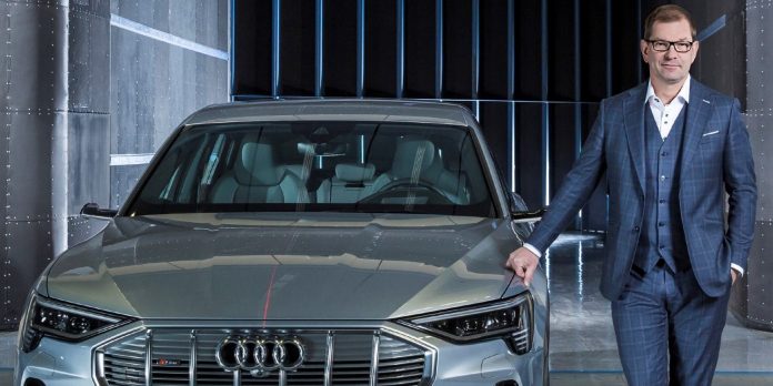 Audi CEO'su Duesmann, e-tron pil sorunlarının çözüldüğünü iddia ediyor