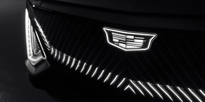 Cadillac, 2022'de piyasaya sürülecek Lyriq konseptini sunuyor