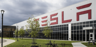 Tesla, Giga Berlin için temel atma izni verdi